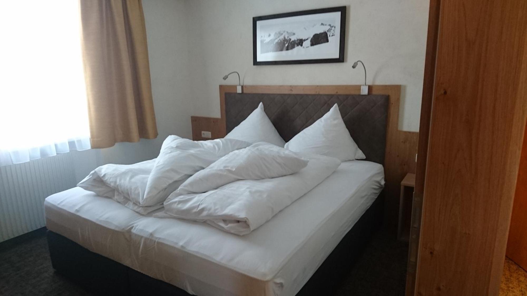 Appartements Tschol Martin St. Anton am Arlberg Zimmer foto