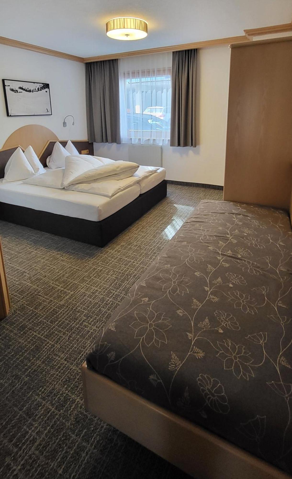 Appartements Tschol Martin St. Anton am Arlberg Zimmer foto
